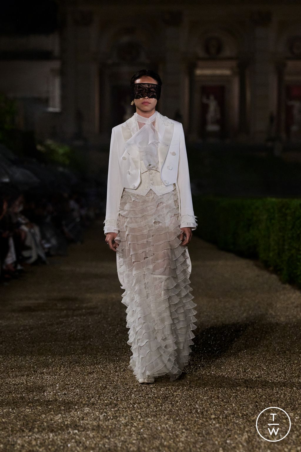 Fashion Week Paris Resort 2026 look 19 from the Dior collection womenswear