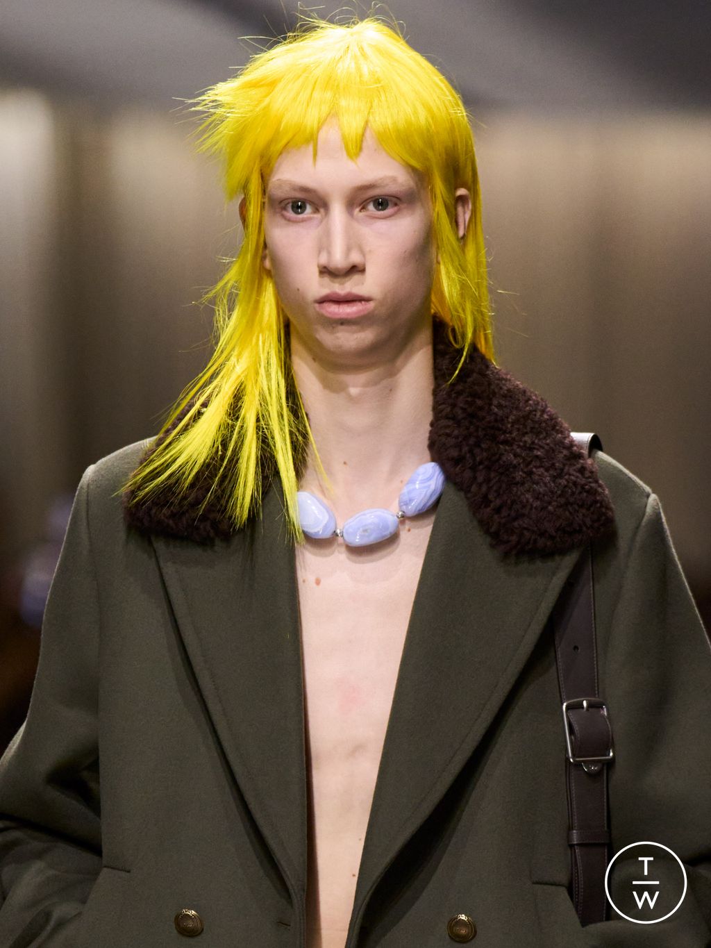 Fashion Week Paris Fall/Winter 2026 look 30 from the Dior Homme collection 男装配饰