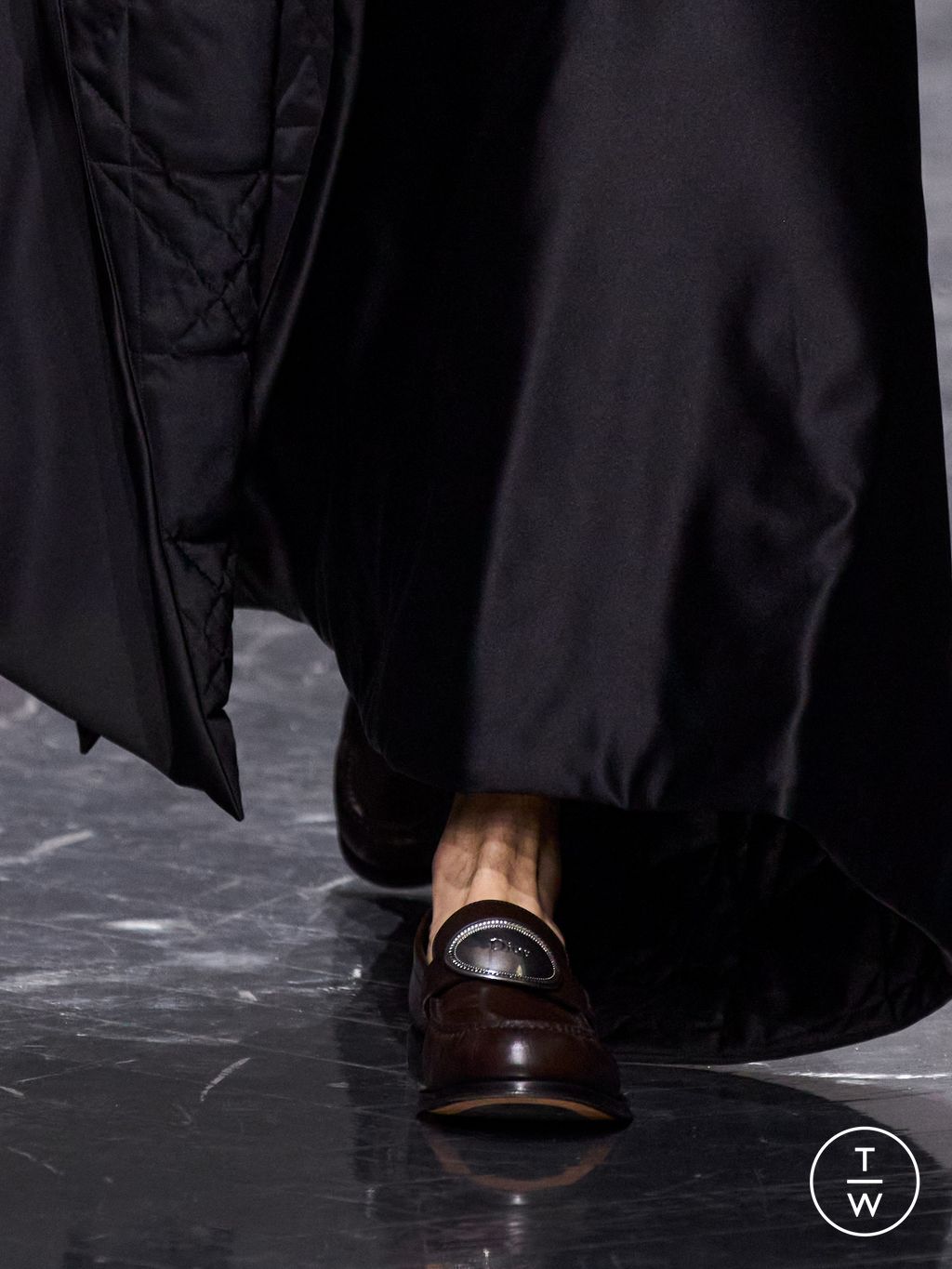 Fashion Week Paris Fall/Winter 2026 look 36 de la collection Dior Homme menswear accessories