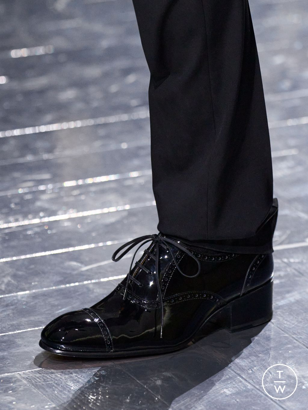 Fashion Week Paris Fall/Winter 2026 look 40 de la collection Dior Homme menswear accessories