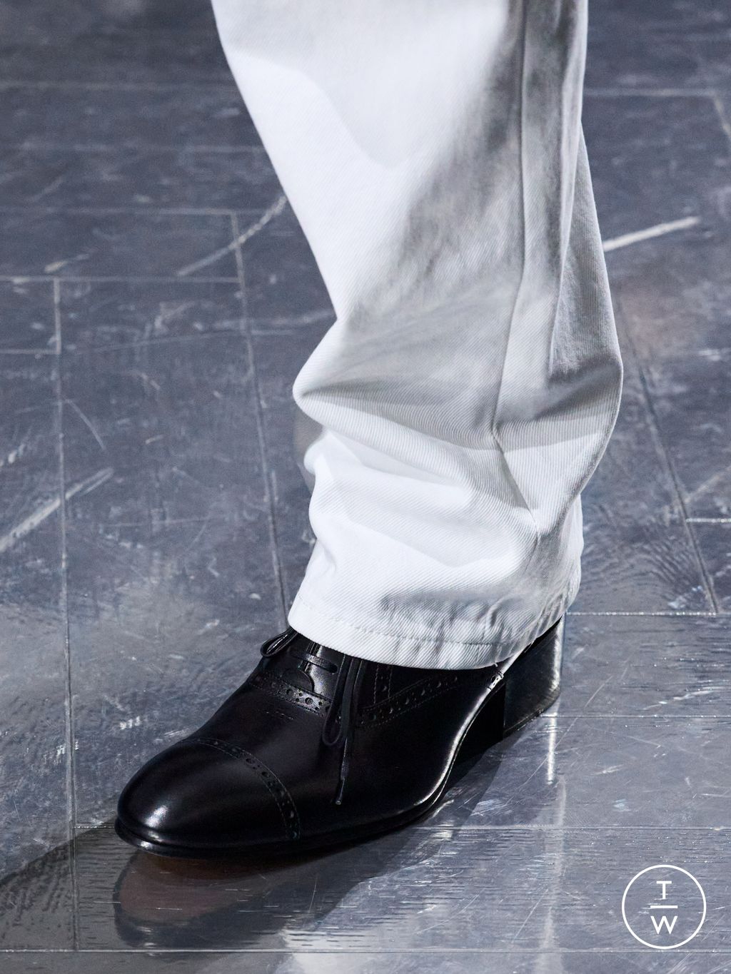 Fashion Week Paris Fall/Winter 2026 look 47 de la collection Dior Homme menswear accessories