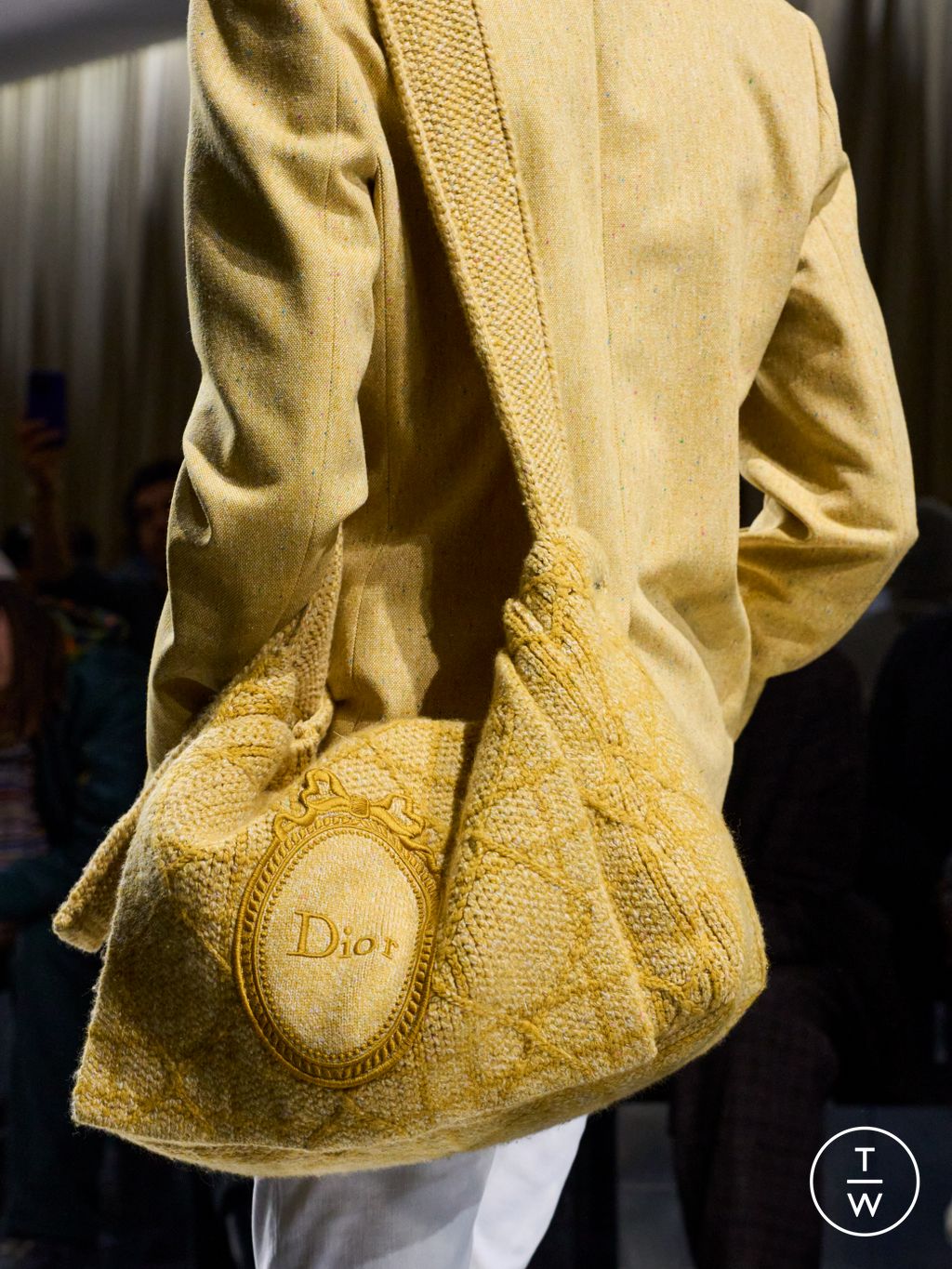 Fashion Week Paris Fall/Winter 2026 look 53 de la collection Dior Homme menswear accessories