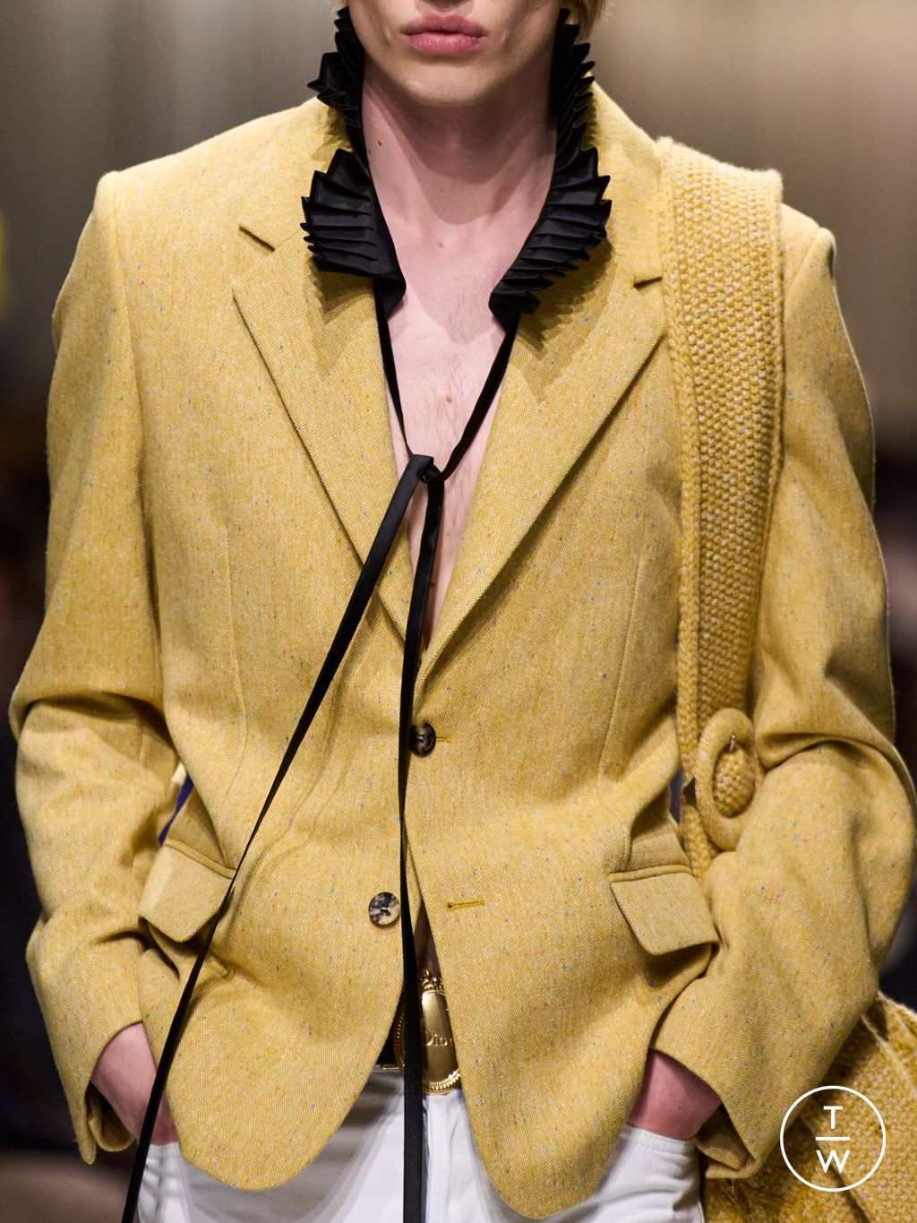 Fashion Week Paris Fall/Winter 2026 look 54 de la collection Dior Homme menswear accessories