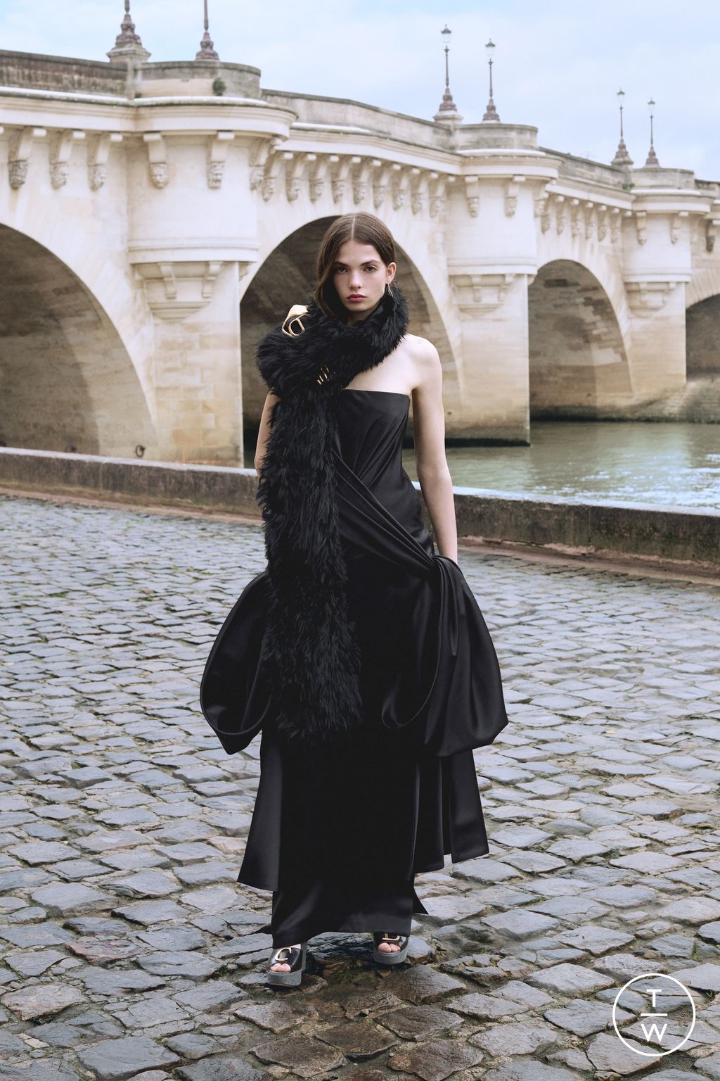 Fashion Week Paris Pre-Fall 2026 look 3 from the Dior collection 女装