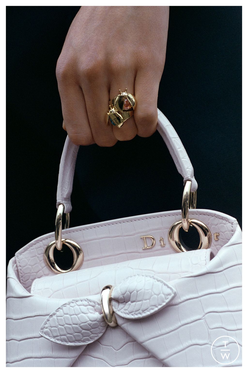 Fashion Week Paris Pre-Fall 2026 look 9 de la collection Dior womenswear accessories