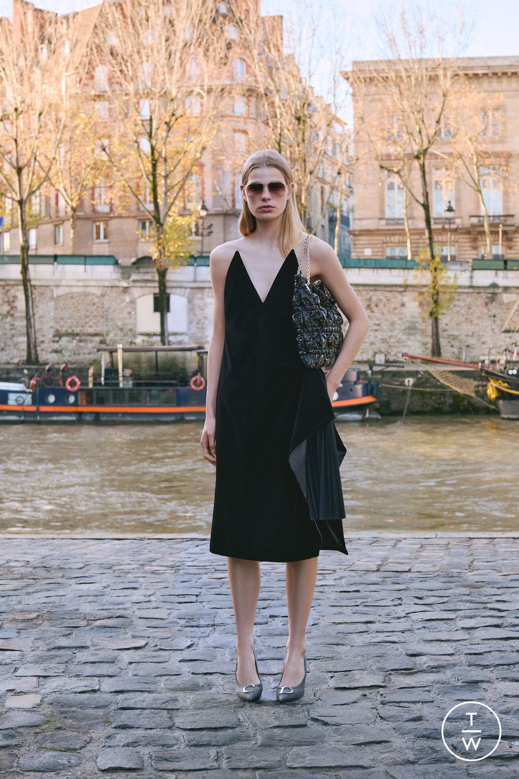 Fashion Week Paris Pre-Fall 2026 look 32 from the Dior collection womenswear