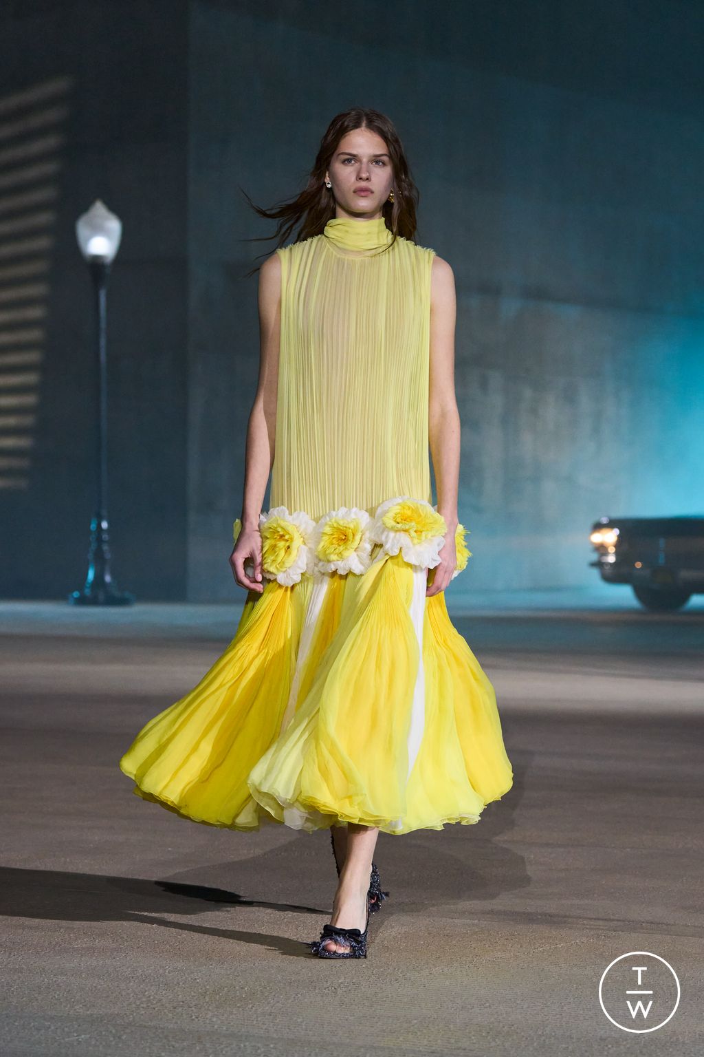 Fashion Week Paris Resort 2027 look 1 de la collection Dior womenswear