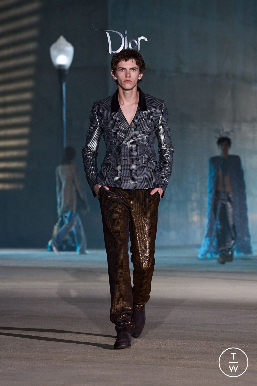 Fashion Week Paris Resort 2027 look 17 de la collection Dior womenswear