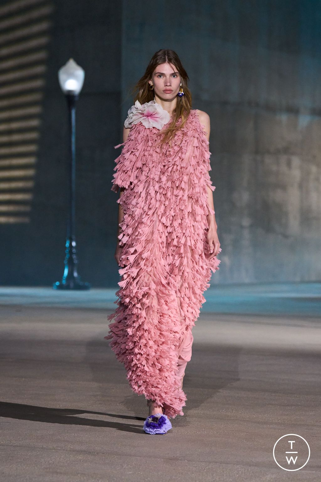 Fashion Week Paris Resort 2027 look 25 from the Dior collection womenswear