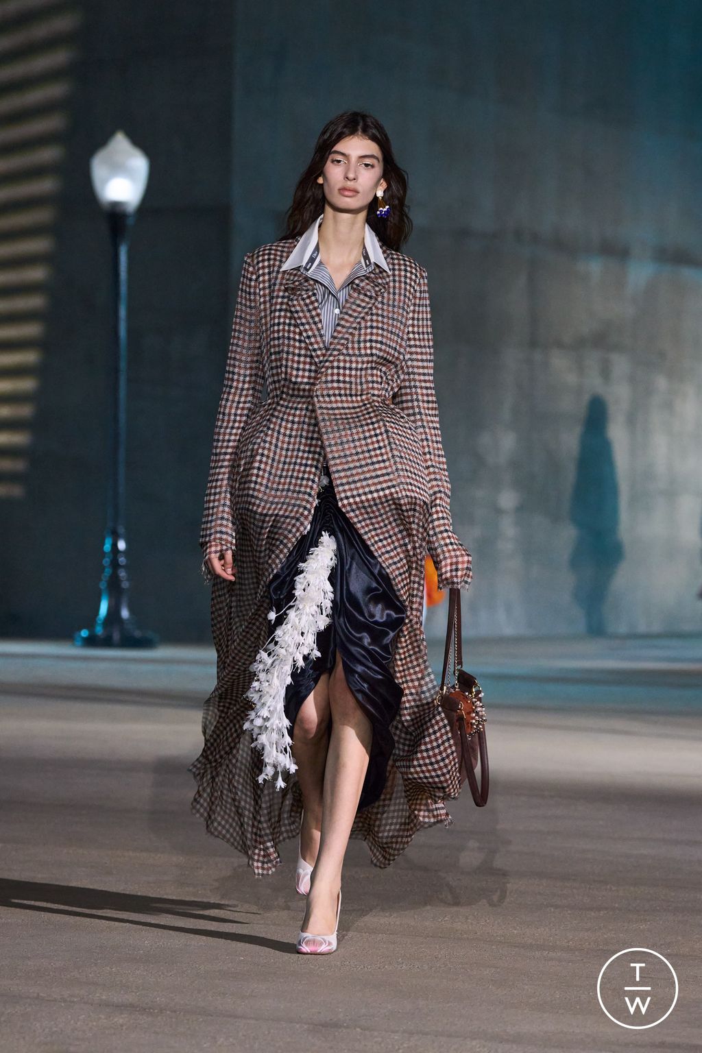 Fashion Week Paris Resort 2027 look 65 de la collection Dior womenswear