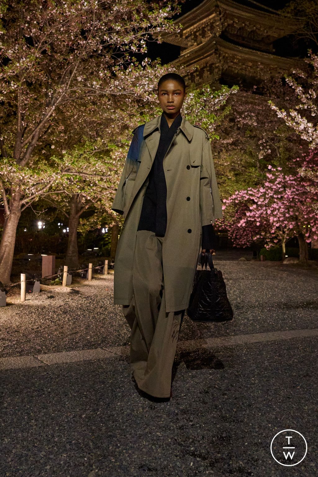 Fashion Week Paris Pre-Fall 2025 look 32 from the Dior collection 女装