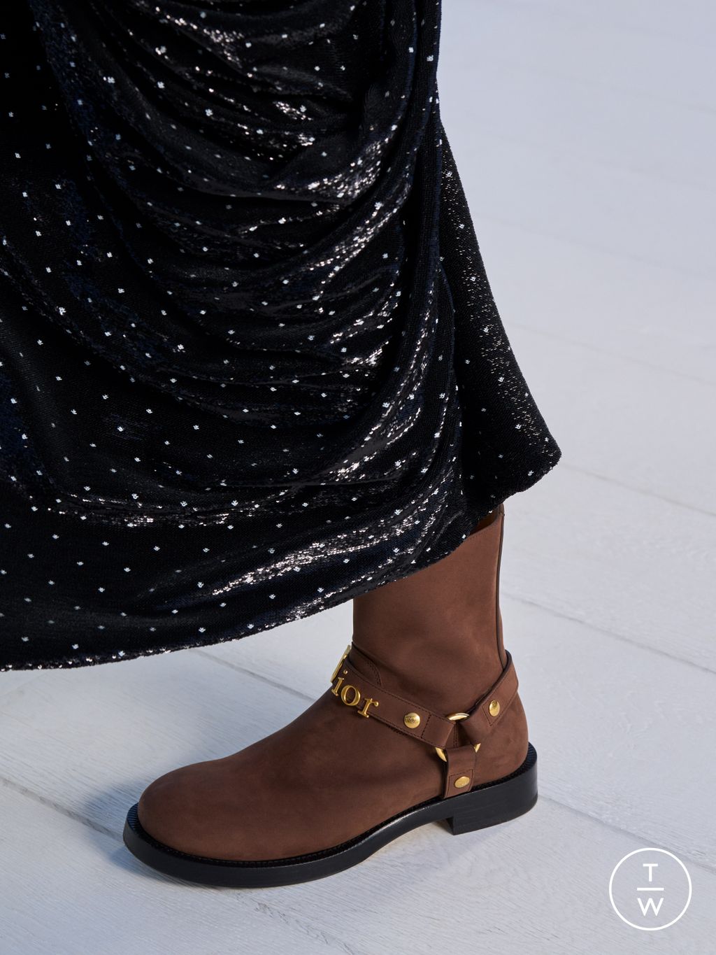 Fashion Week Paris Fall/Winter 2026 look 12 from the Dior collection womenswear accessories