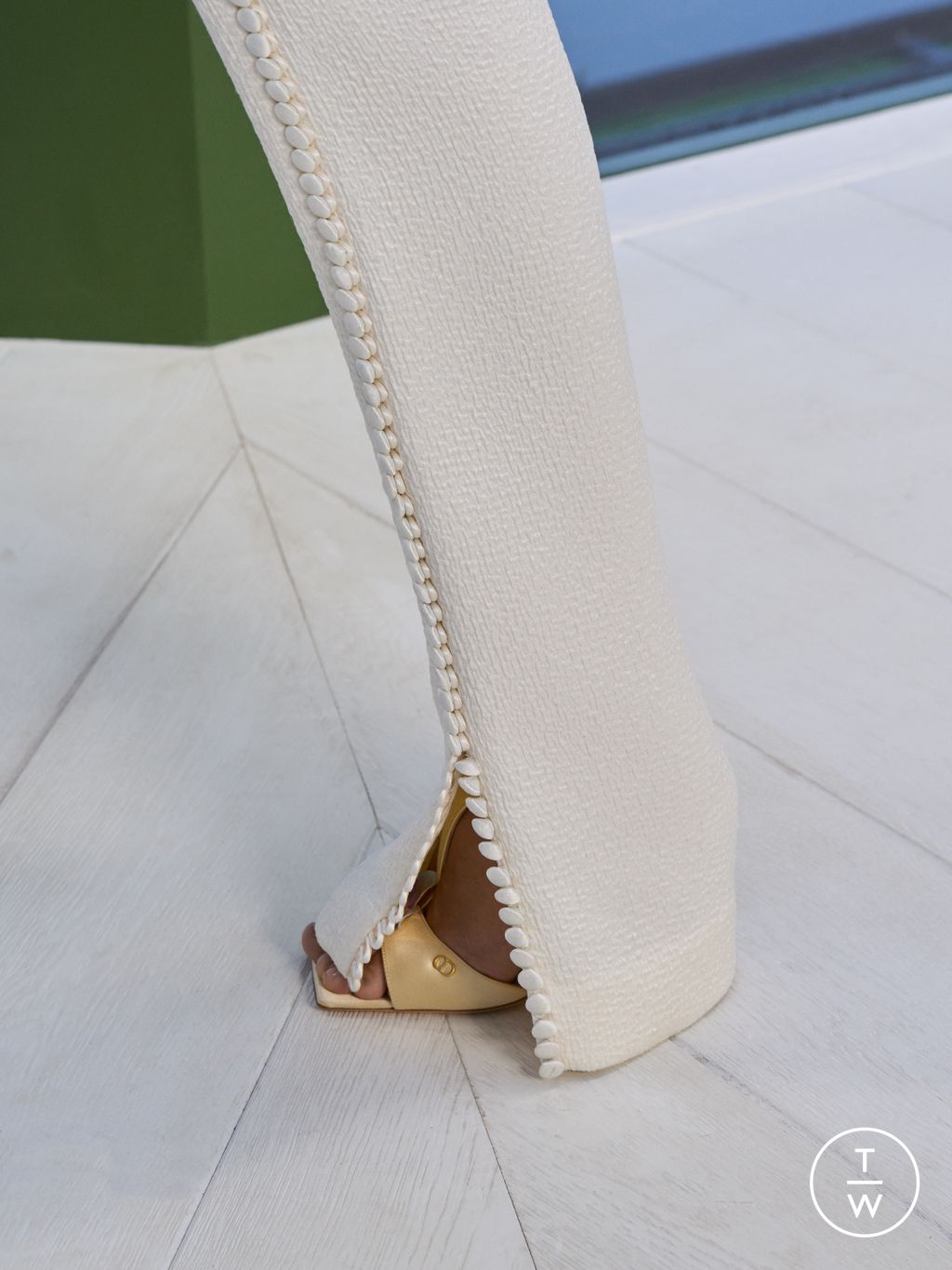 Fashion Week Paris Fall/Winter 2026 look 35 from the Dior collection 女装配饰