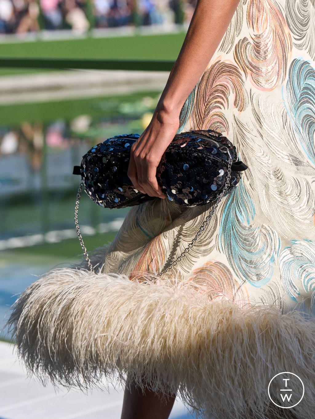 Fashion Week Paris Fall/Winter 2026 look 36 from the Dior collection womenswear accessories