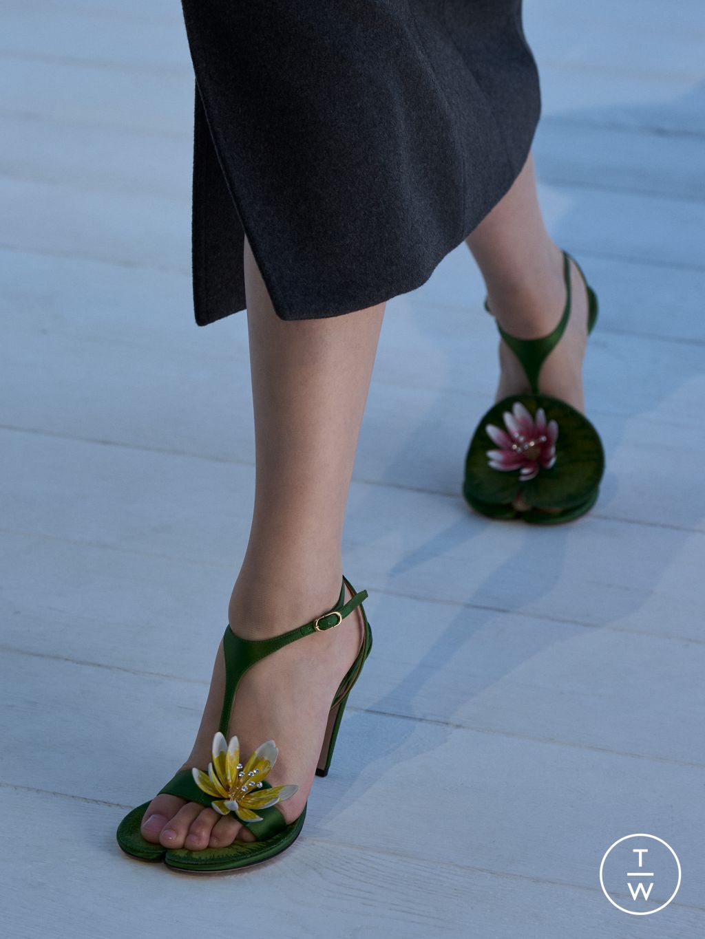 Fashion Week Paris Fall/Winter 2026 look 79 from the Dior collection womenswear accessories