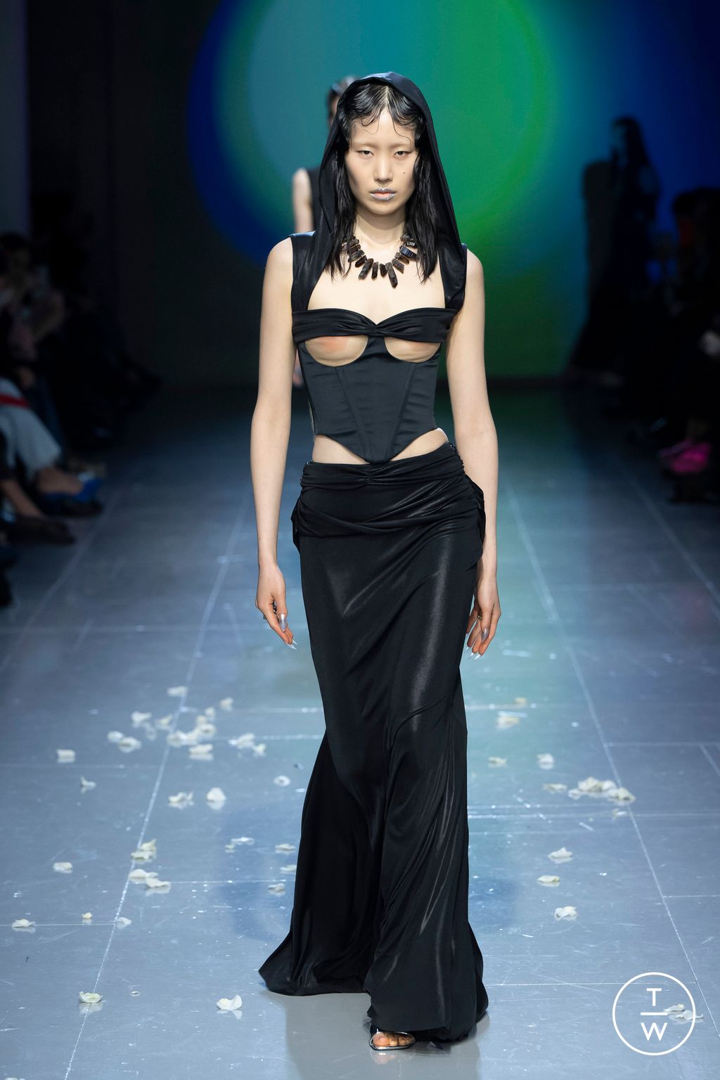 Fashion Week London Fall/Winter 2023 look 21 de la collection Di Petsa womenswear