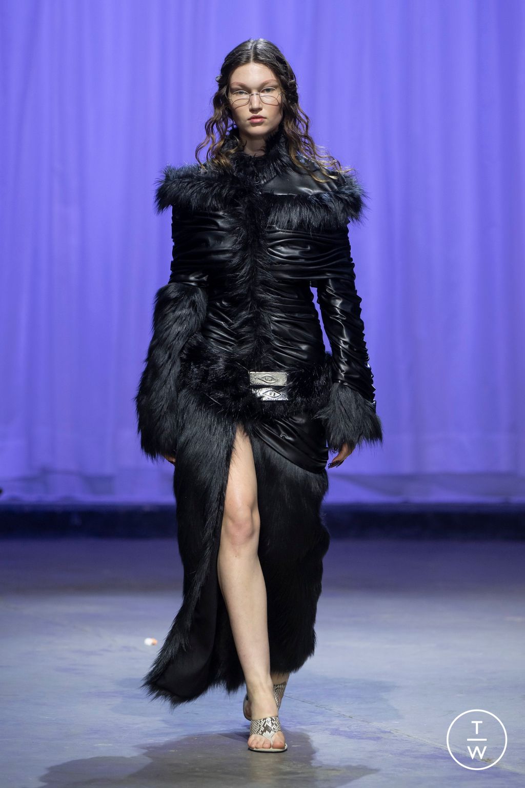 Fashion Week London Fall/Winter 2025 look 3 de la collection Di Petsa womenswear