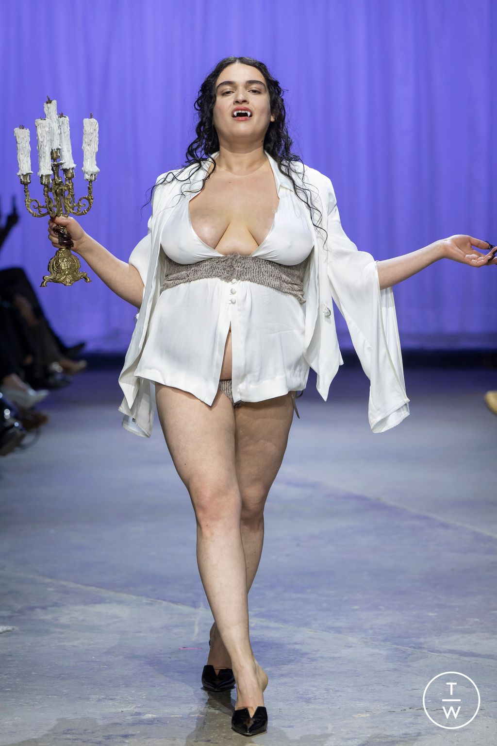 Fashion Week London Fall/Winter 2025 look 22 de la collection Di Petsa womenswear