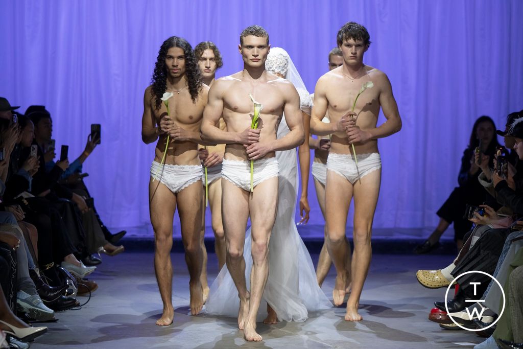 Fashion Week London Fall/Winter 2025 look 26 from the Di Petsa collection womenswear