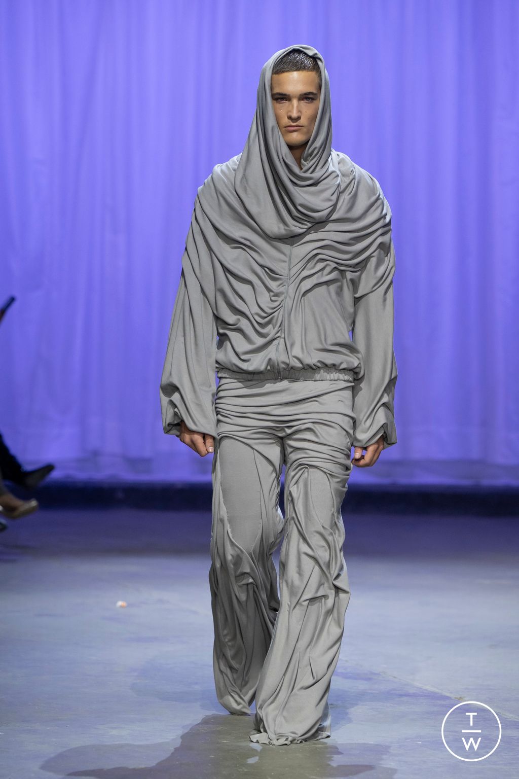 Fashion Week London Fall/Winter 2025 look 34 de la collection Di Petsa womenswear