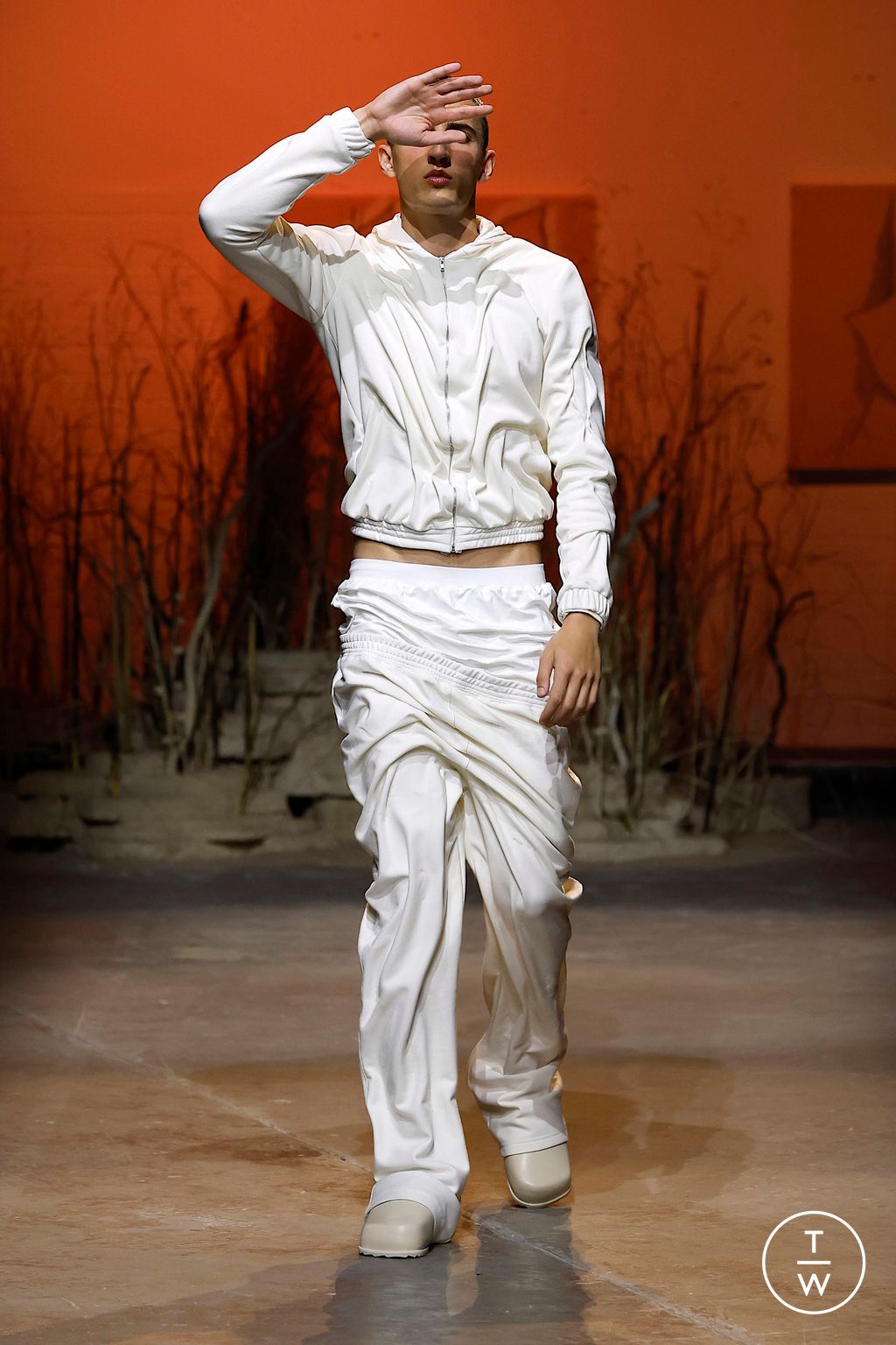 Fashion Week London Spring/Summer 2025 look 18 from the Di Petsa collection womenswear