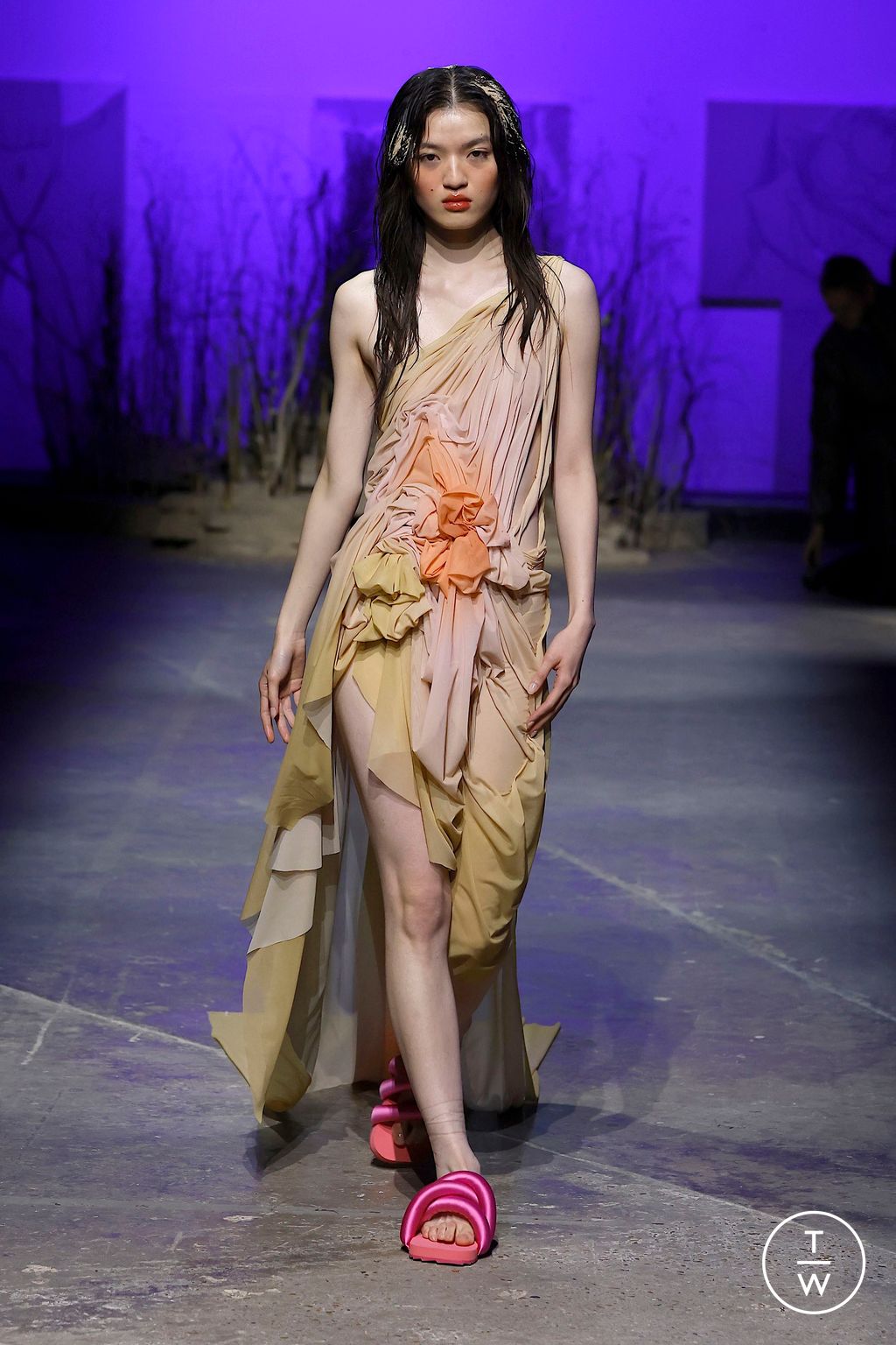 Fashion Week London Spring-Summer 2025 look 33 from the Di Petsa collection womenswear