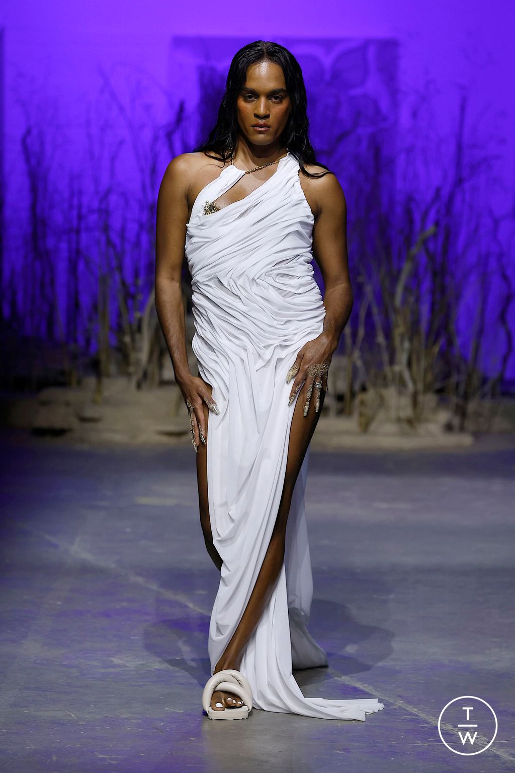 Fashion Week London Spring/Summer 2025 look 47 from the Di Petsa collection womenswear