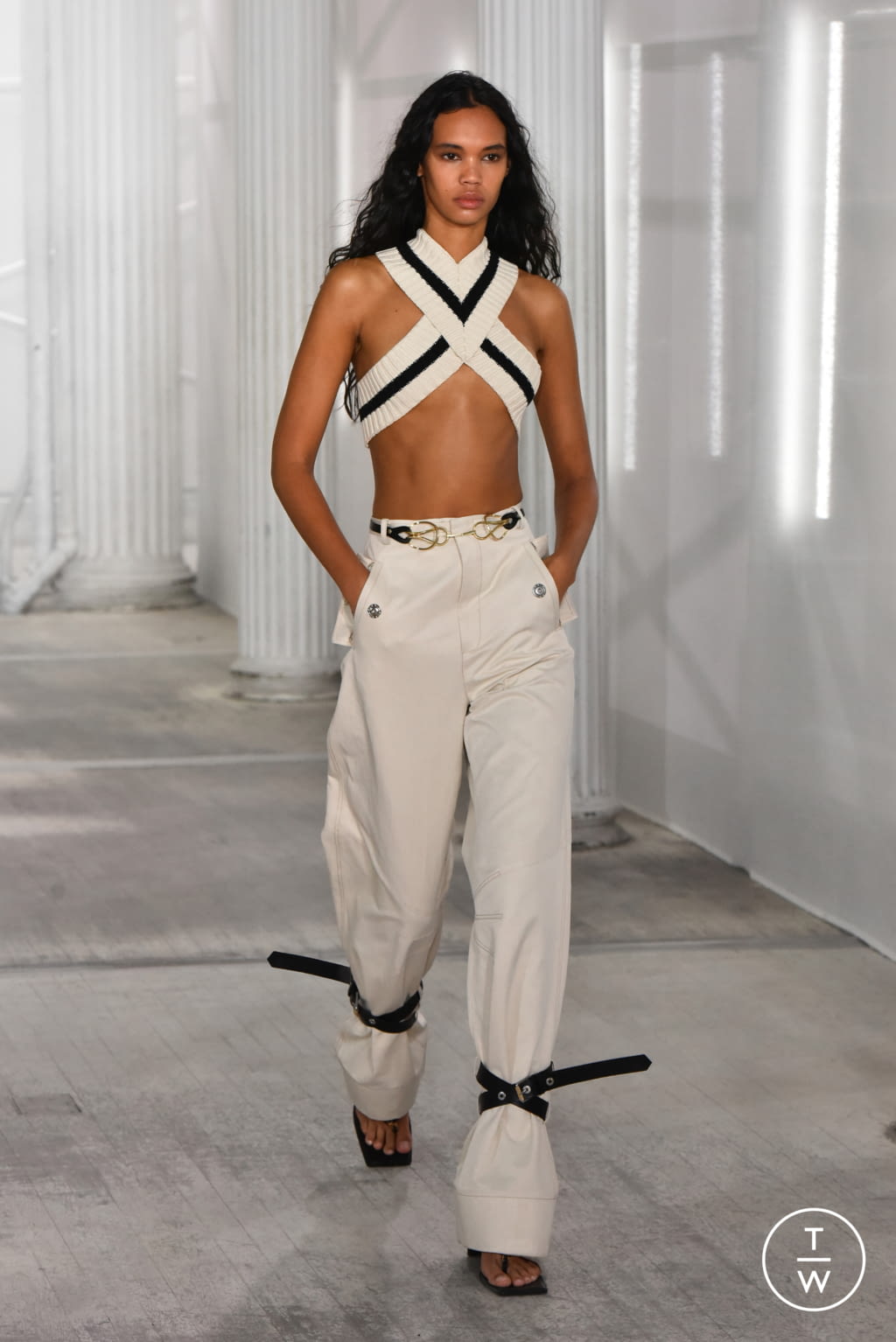 Fashion Week New York Fall/Winter 2021 look 7 from the Dion Lee collection womenswear