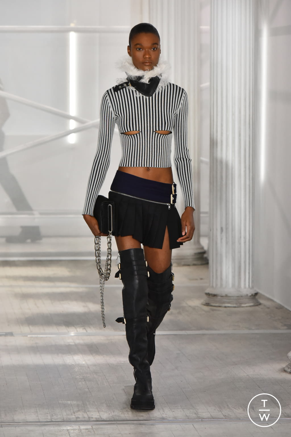 Fashion Week New York Fall/Winter 2021 look 22 from the Dion Lee collection womenswear
