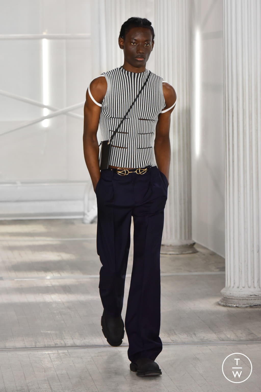 Fashion Week New York Fall/Winter 2021 look 23 de la collection Dion Lee womenswear