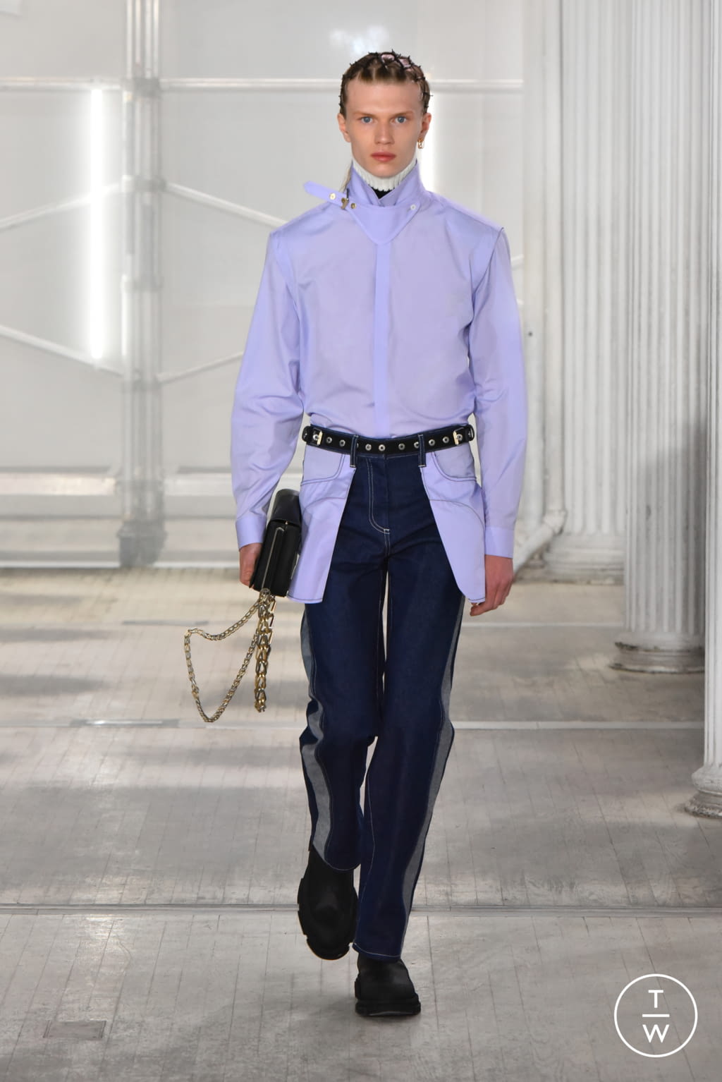 Fashion Week New York Fall/Winter 2021 look 24 from the Dion Lee collection 女装