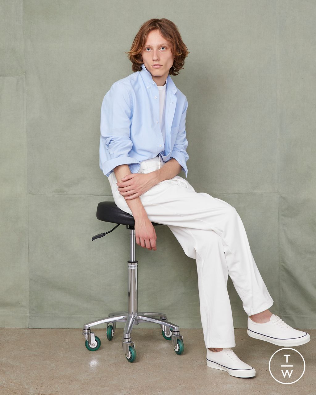 Fashion Week Paris Resort 2026 look 4 de la collection Officine Générale menswear