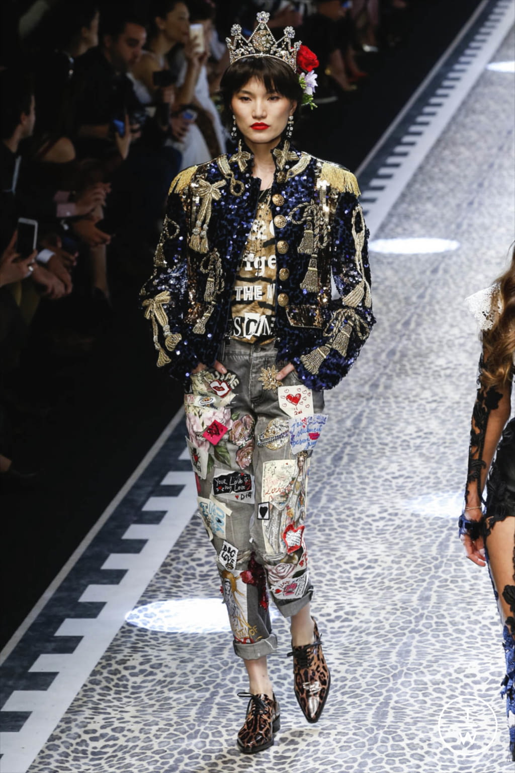 Fashion Week Milan Fall/Winter 2017 look 8 de la collection Dolce & Gabbana womenswear