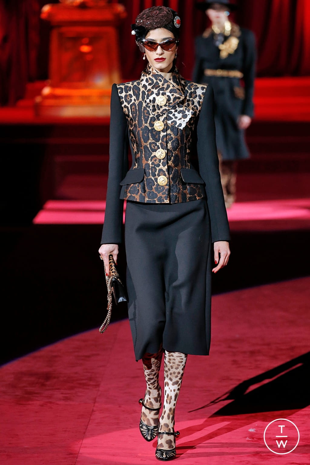 Fashion Week Milan Fall/Winter 2019 look 23 from the Dolce & Gabbana collection womenswear