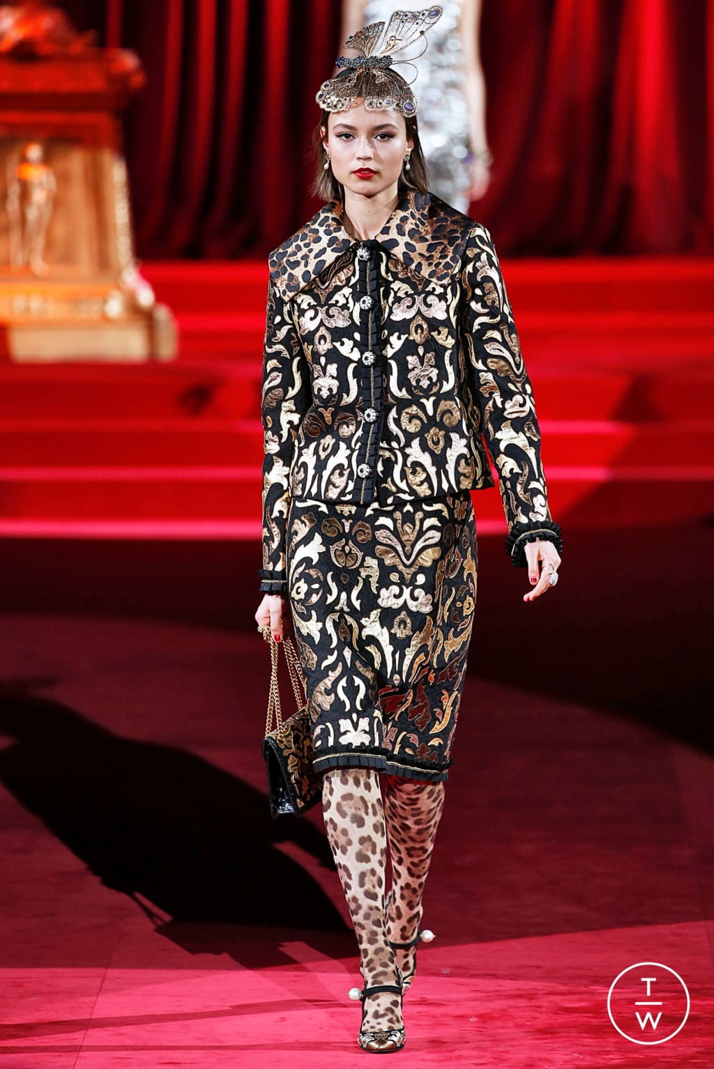 Fashion Week Milan Fall/Winter 2019 look 30 de la collection Dolce & Gabbana womenswear
