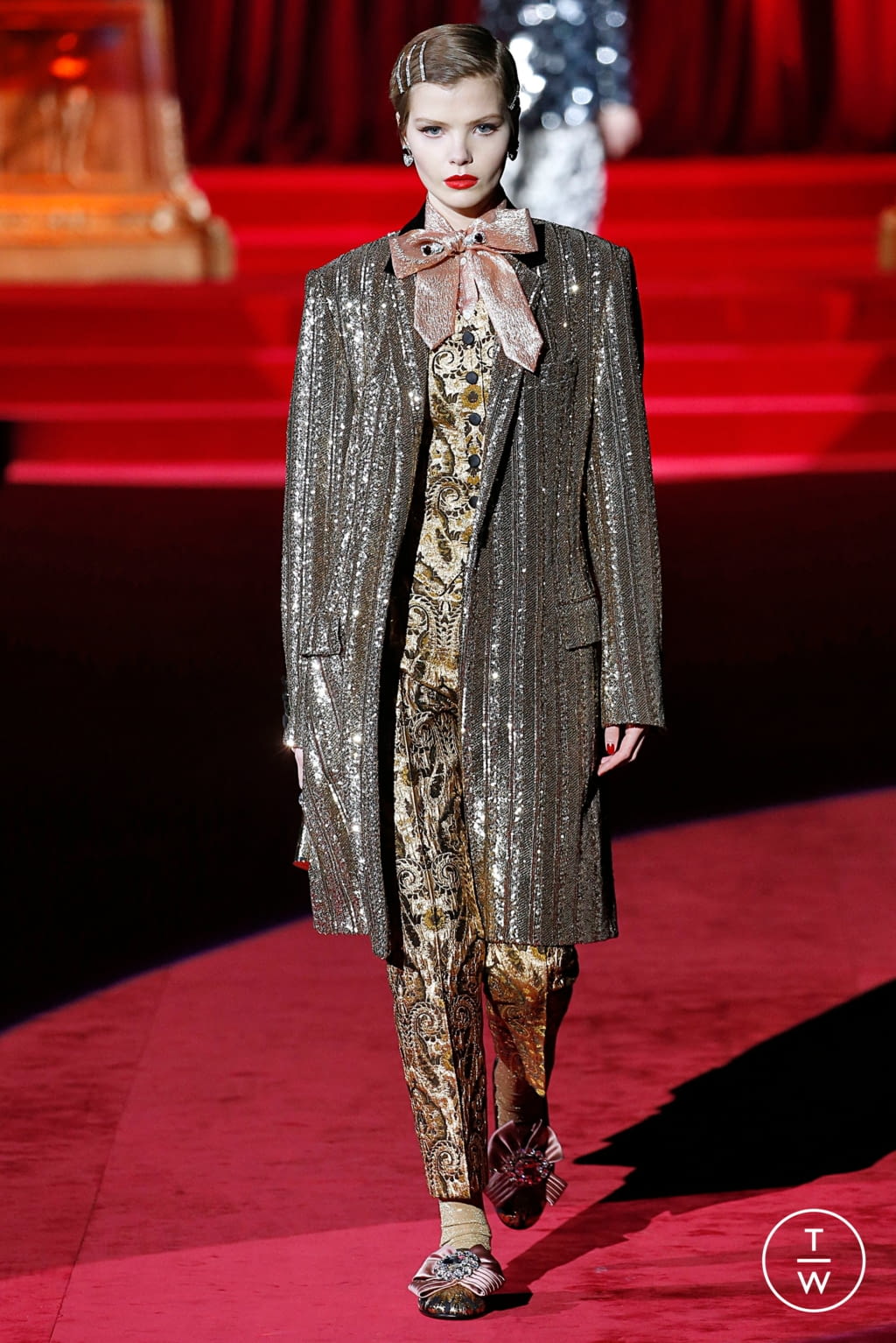 Fashion Week Milan Fall/Winter 2019 look 85 de la collection Dolce & Gabbana womenswear