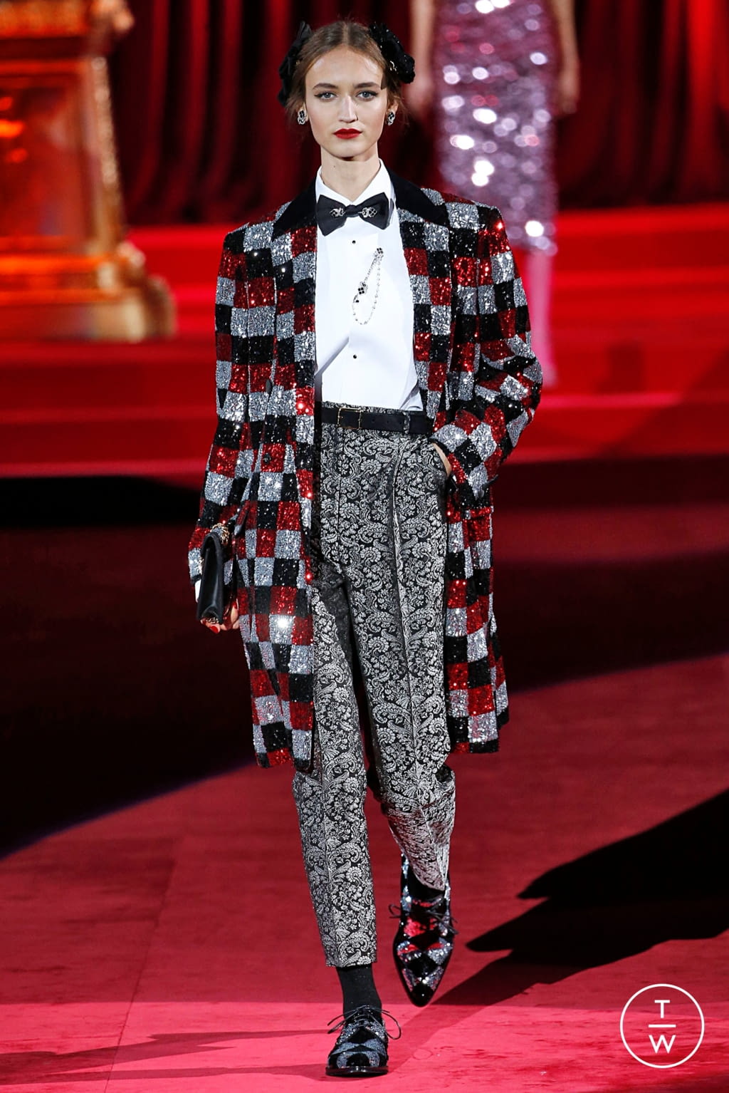 Fashion Week Milan Fall/Winter 2019 look 88 from the Dolce & Gabbana collection 女装