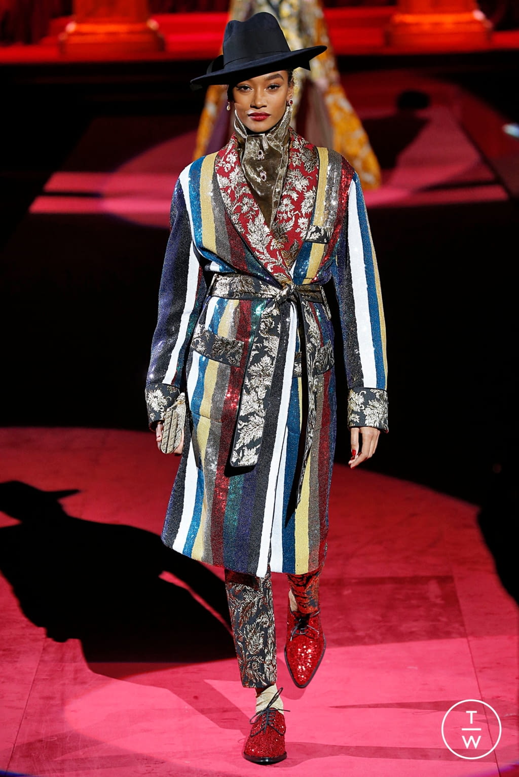 Fashion Week Milan Fall/Winter 2019 look 92 from the Dolce & Gabbana collection 女装
