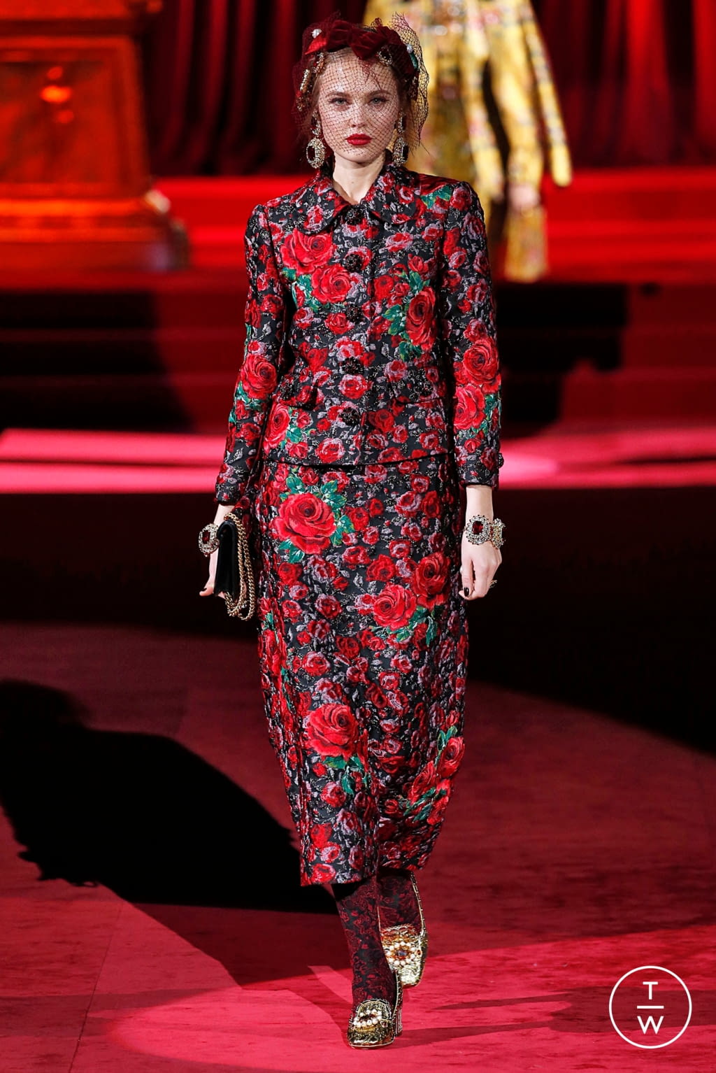 Fashion Week Milan Fall/Winter 2019 look 95 from the Dolce & Gabbana collection 女装