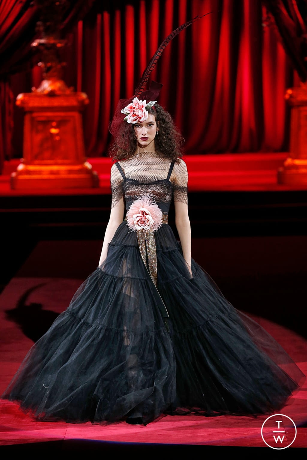 Fashion Week Milan Fall/Winter 2019 look 125 de la collection Dolce & Gabbana womenswear