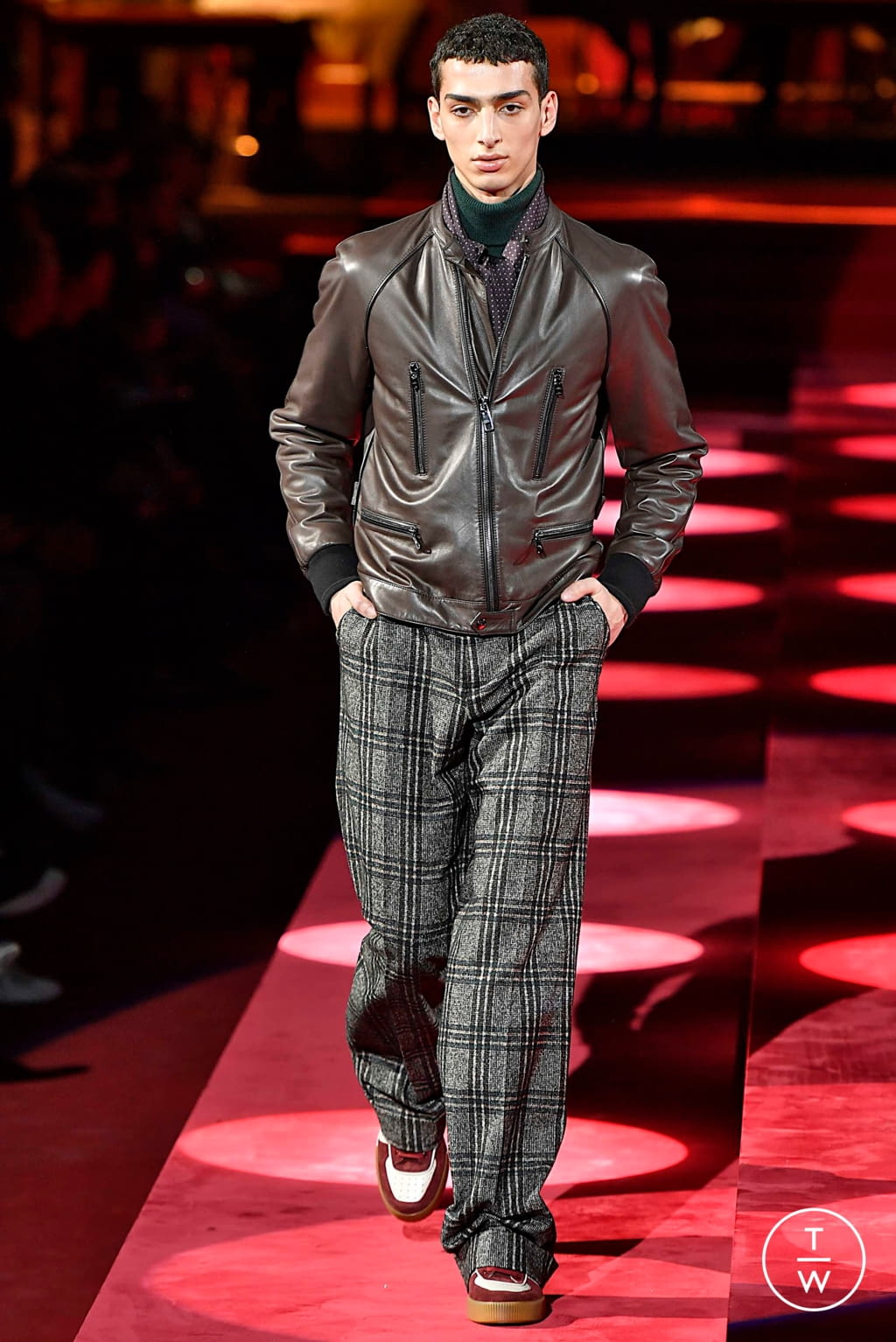 Fashion Week Milan Fall/Winter 2019 look 28 from the Dolce & Gabbana collection menswear