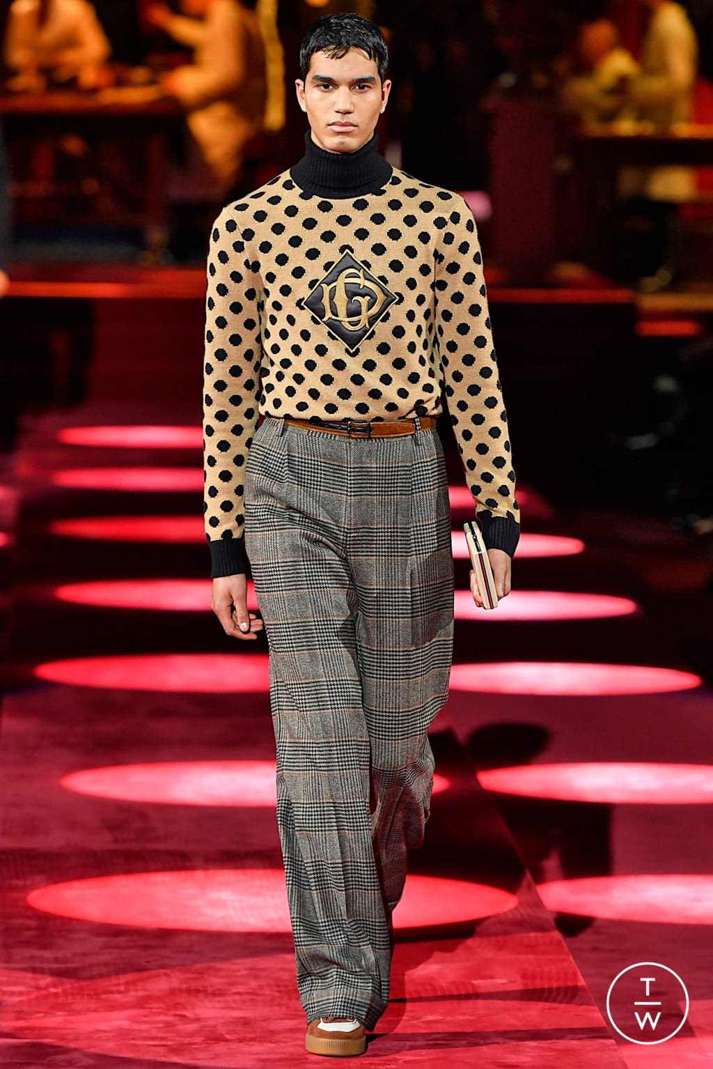 Fashion Week Milan Fall/Winter 2019 look 39 from the Dolce & Gabbana collection 男装