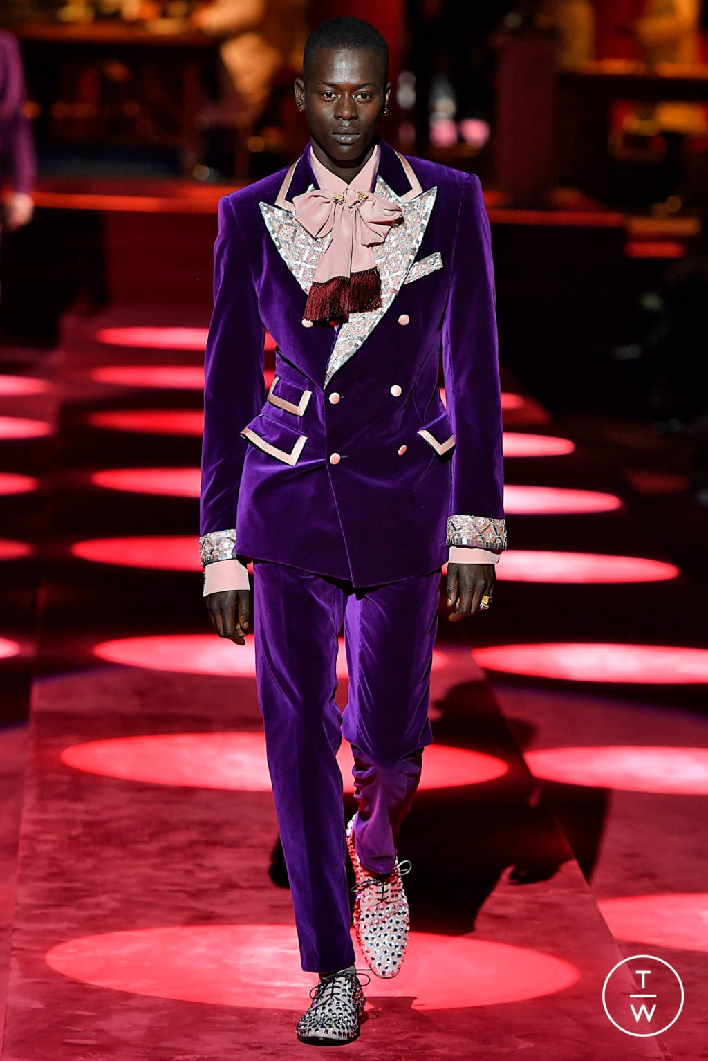 Fashion Week Milan Fall/Winter 2019 look 45 from the Dolce & Gabbana collection 男装