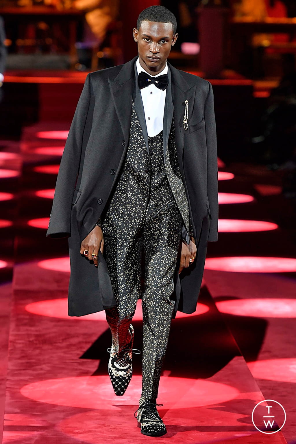 Fashion Week Milan Fall/Winter 2019 look 51 from the Dolce & Gabbana collection 男装