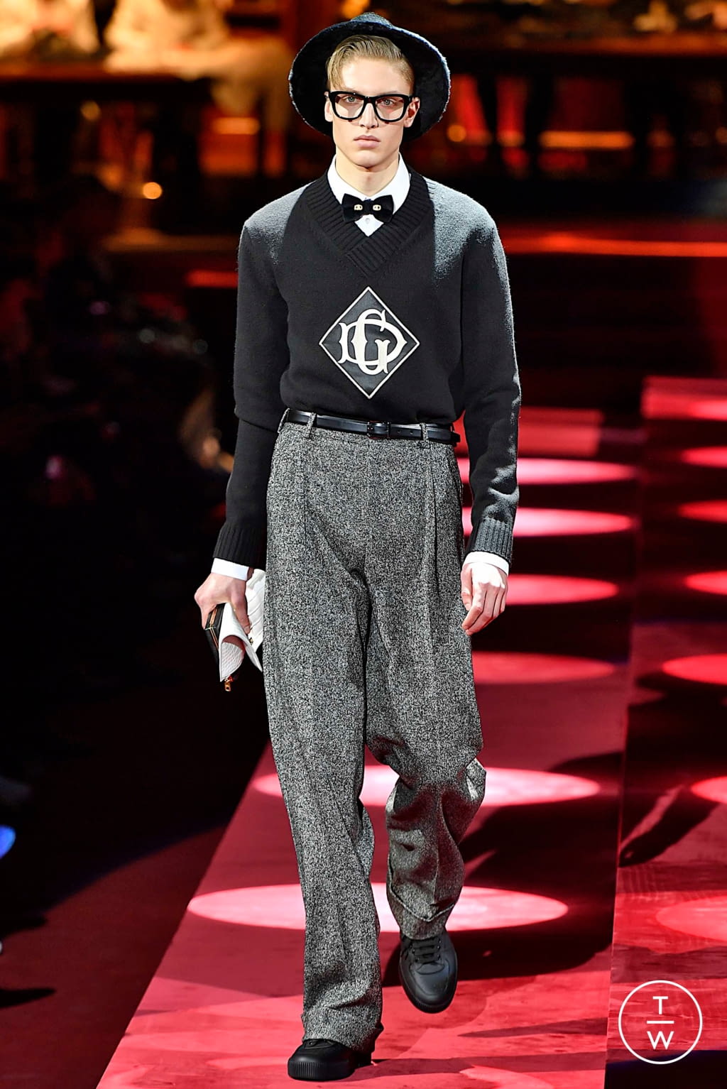 Fashion Week Milan Fall/Winter 2019 look 67 from the Dolce & Gabbana collection menswear