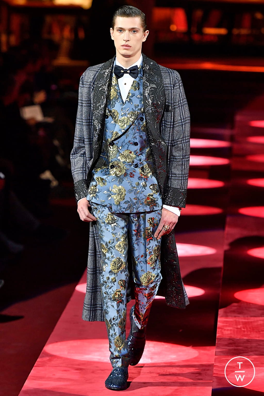 Fashion Week Milan Fall/Winter 2019 look 82 from the Dolce & Gabbana collection menswear