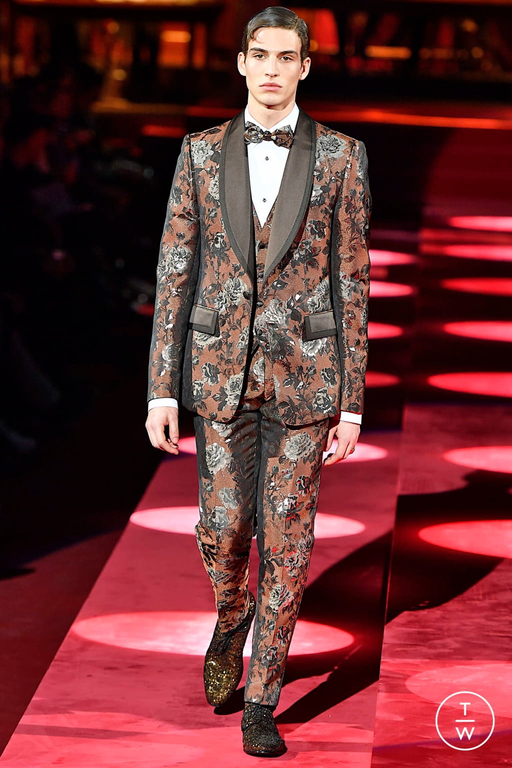 Fashion Week Milan Fall/Winter 2019 look 85 from the Dolce & Gabbana collection menswear