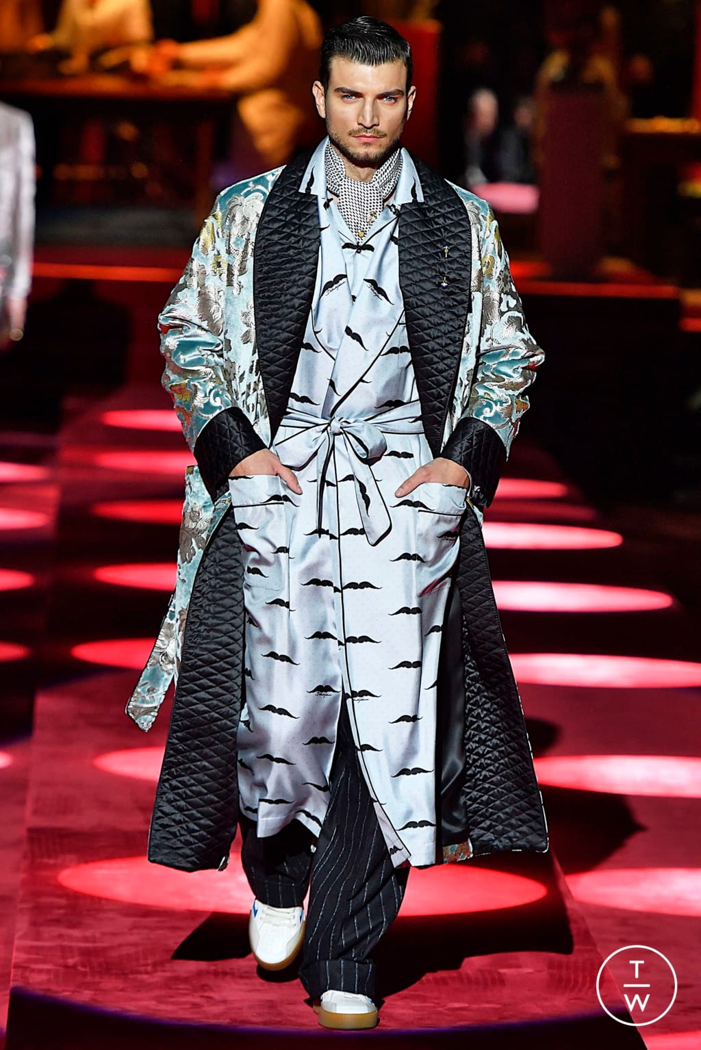Fashion Week Milan Fall/Winter 2019 look 93 from the Dolce & Gabbana collection menswear