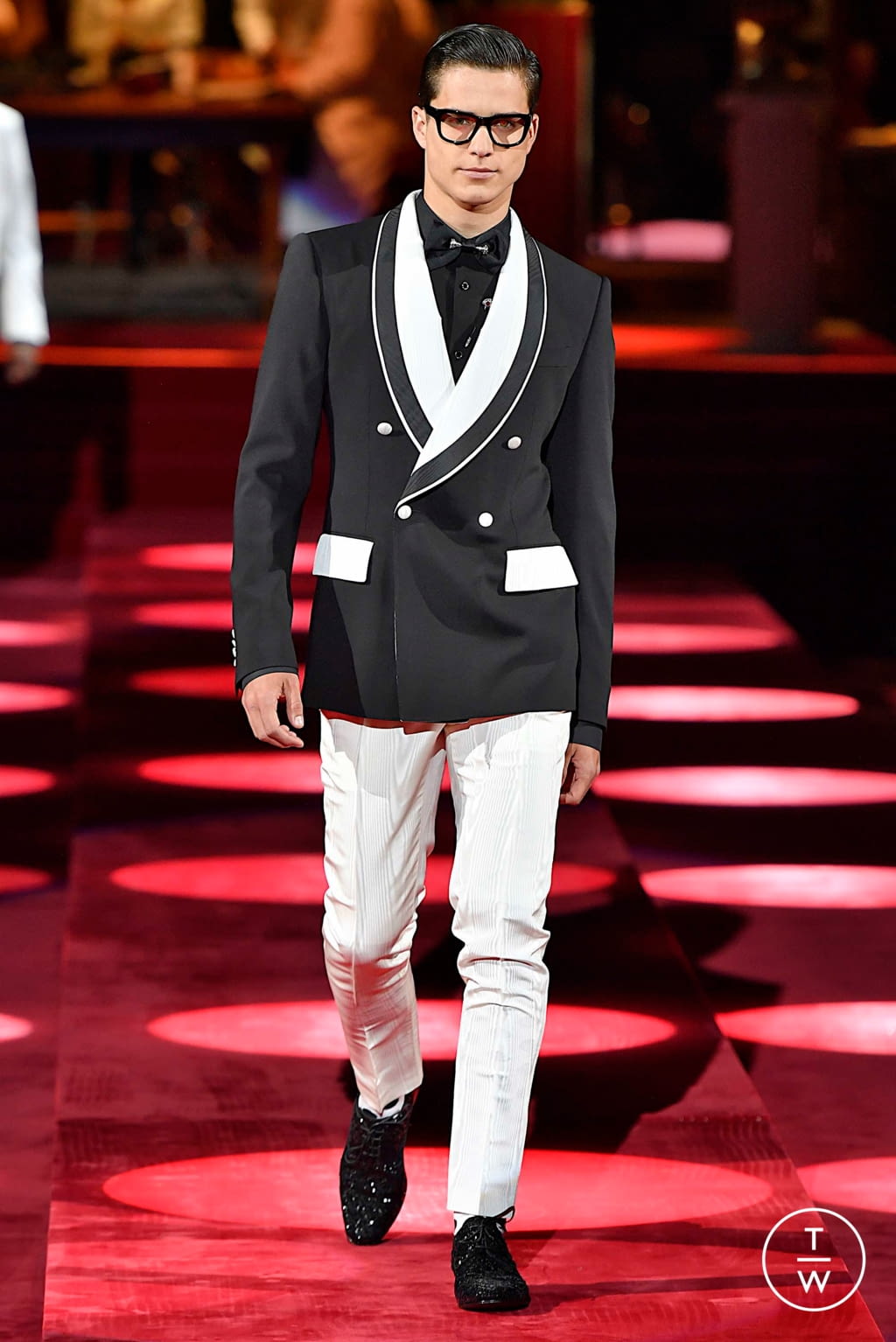 Fashion Week Milan Fall/Winter 2019 look 105 from the Dolce & Gabbana collection 男装