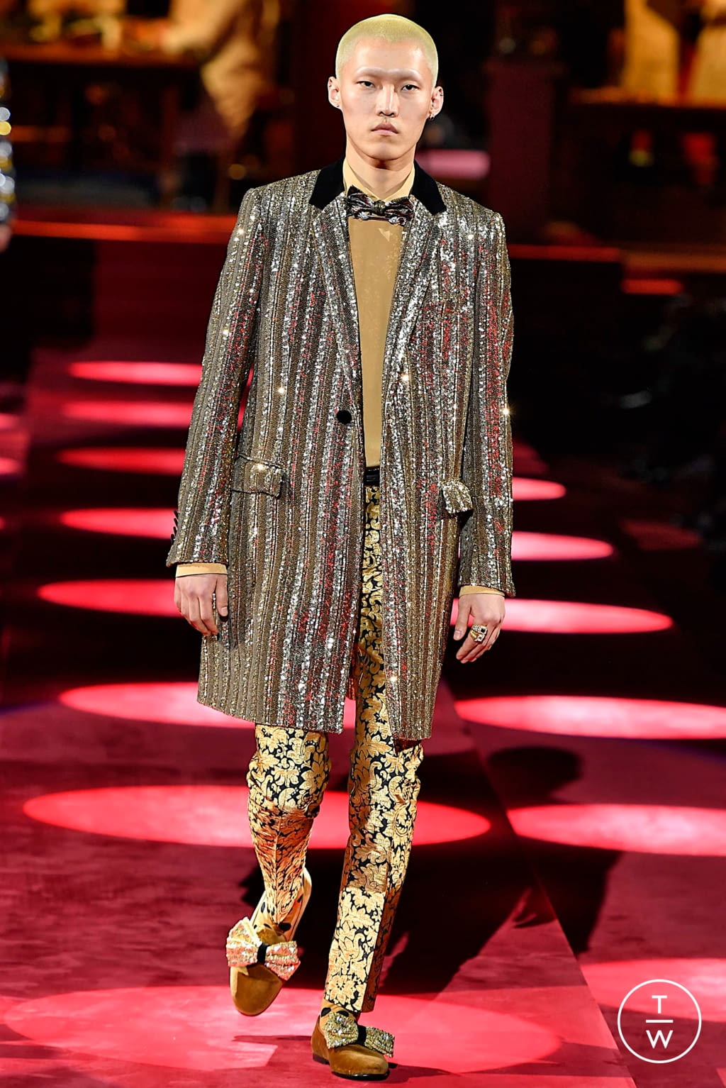 Fashion Week Milan Fall/Winter 2019 look 114 from the Dolce & Gabbana collection 男装